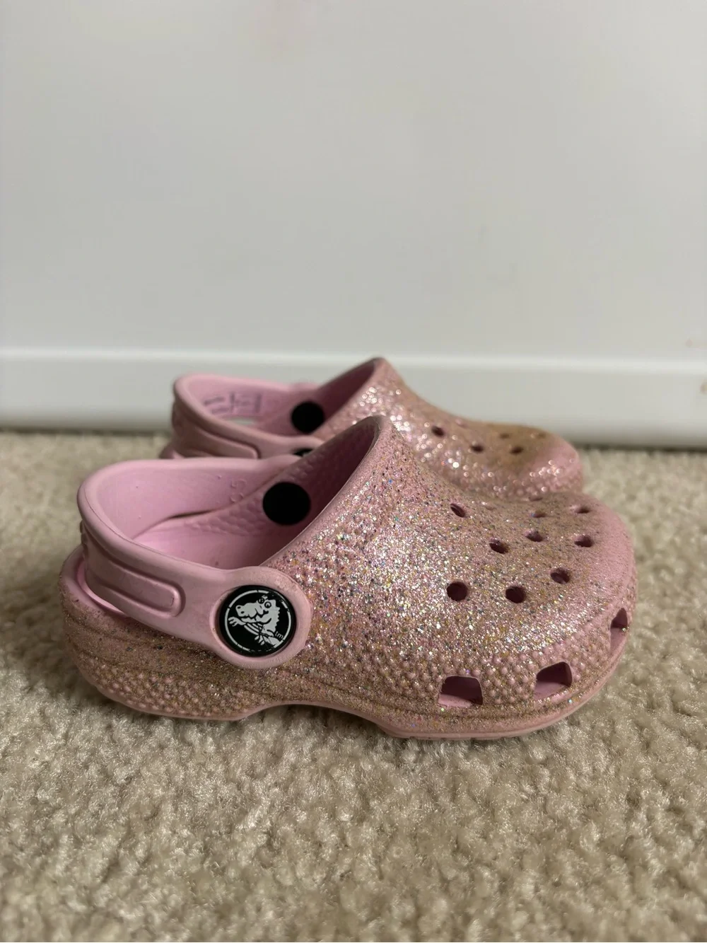 CROCS Toddler Glitter Clogs in Light Pink